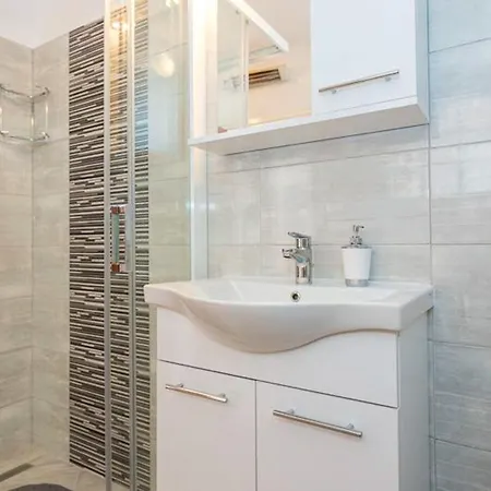 Silent Mediterranean Pearl *