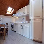 Silent Mediterranean Pearl Daire *