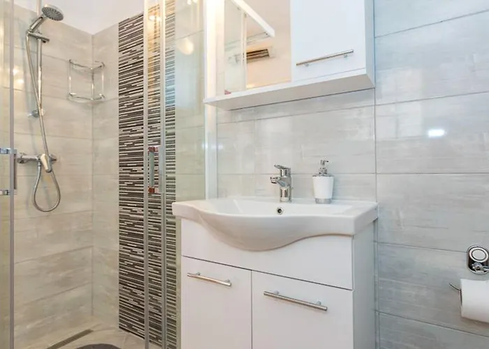 Silent Mediterranean Pearl *